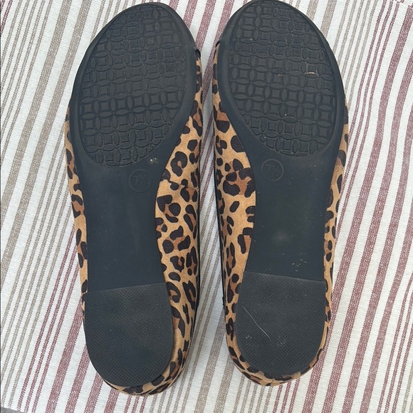 Merona Black and Brown Leather Flats with Bow Detail - Picture 4 of 5